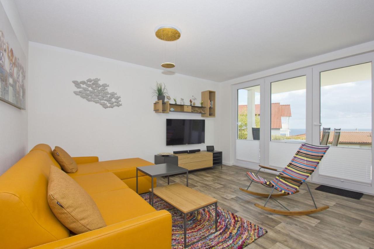 Mit Meerblick Und Terrasse, Gratis Nutzung Vom Ahoi Erlebnisbad Und Sauna In Sellin - Meeresblick Fewo 68 Goehren  Luaran gambar